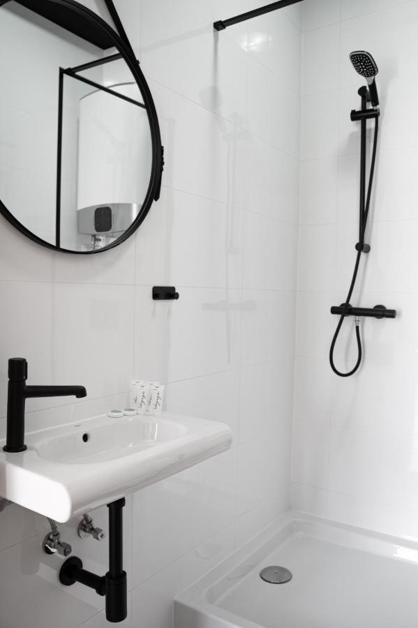 Apartamenty, Boutique Rooms Villa 82, Miejsce Prkingowe Gorzow Wielkopolski Dış mekan fotoğraf