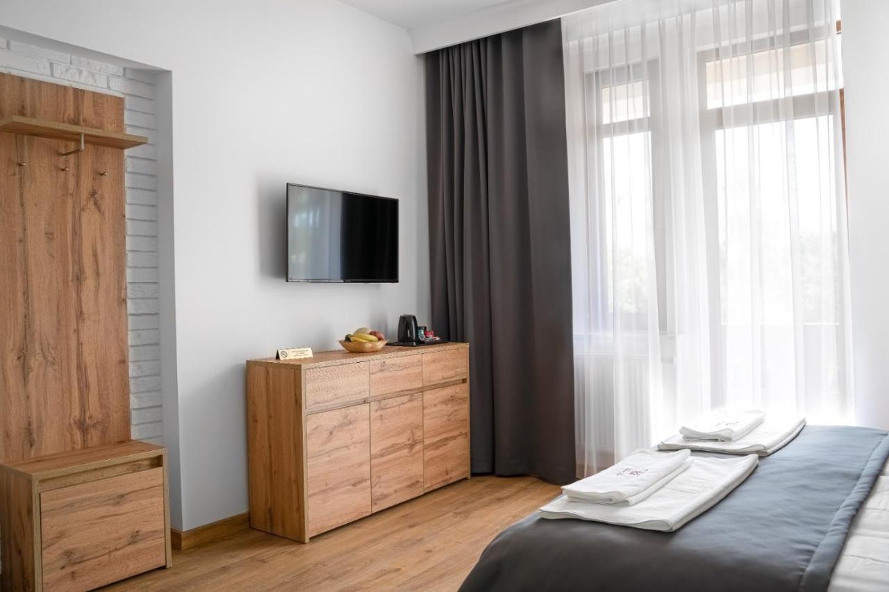 Apartamenty, Boutique Rooms Villa 82, Miejsce Prkingowe Gorzow Wielkopolski Dış mekan fotoğraf