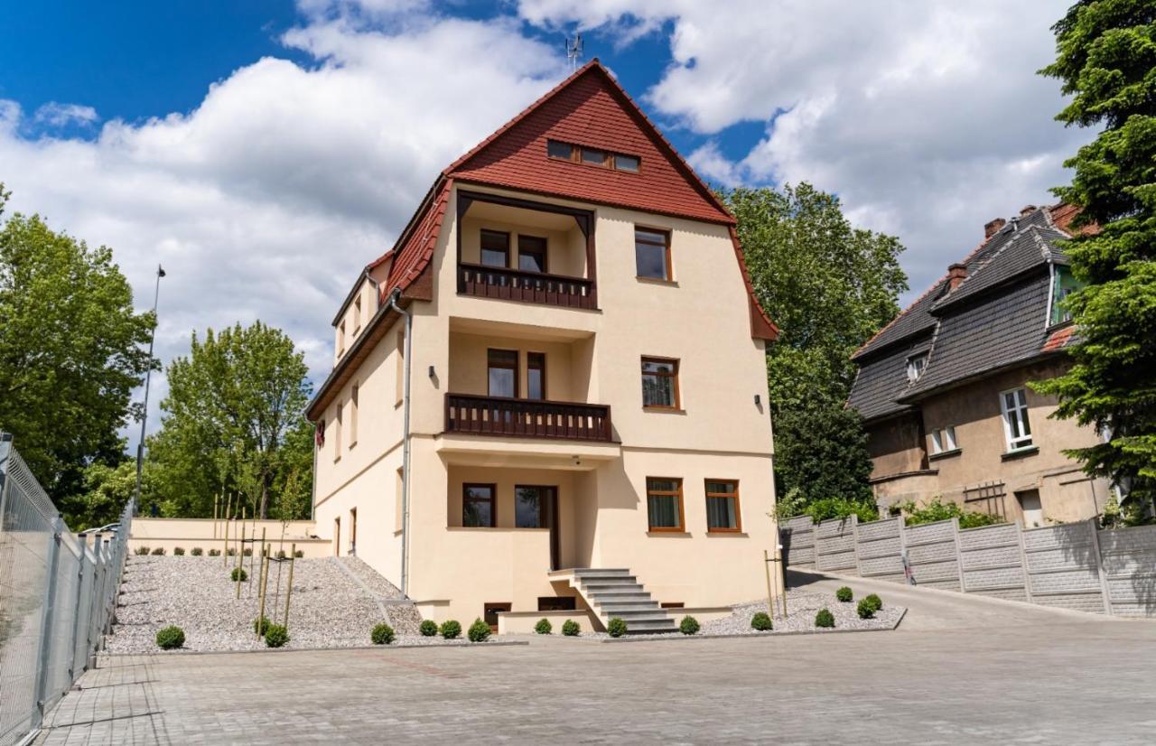 Apartamenty, Boutique Rooms Villa 82, Miejsce Prkingowe Gorzow Wielkopolski Dış mekan fotoğraf